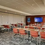 Golden Tulip Bezannes 4* Reims