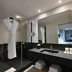 Golden Tulip Hotel