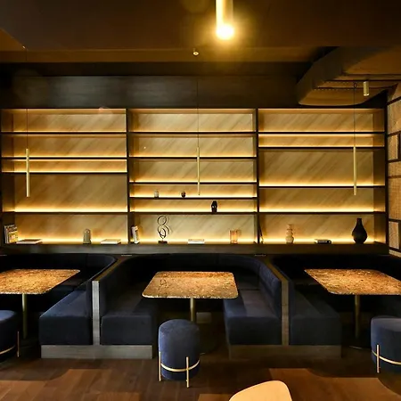 Hotel Golden Tulip Bezannes