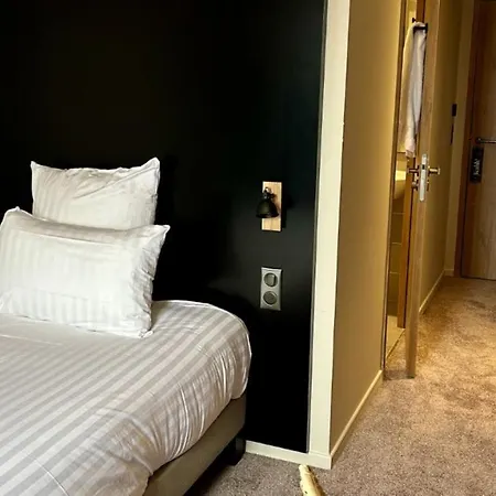 Golden Tulip Bezannes 4* Reims