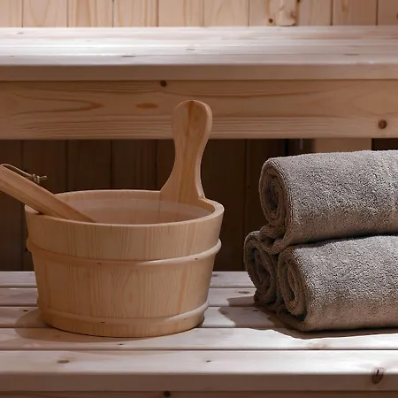 Golden Tulip Bezannes 4* Reims