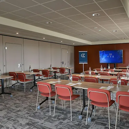 Golden Tulip Bezannes Hotel Reims