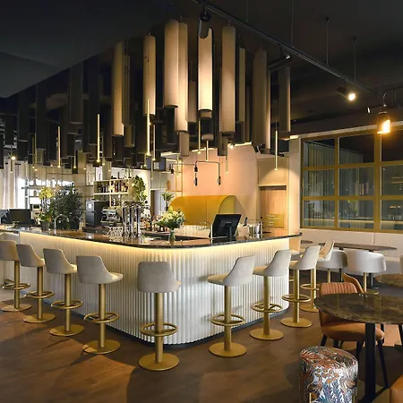 Golden Tulip Bezannes Reims