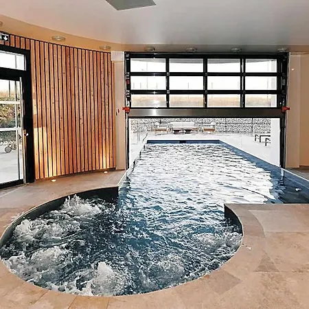 Golden Tulip Hotel
