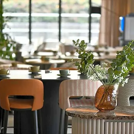Golden Tulip Bezannes 酒店 兰斯