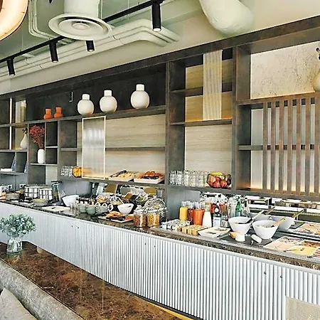 Golden Tulip Hotel 4*