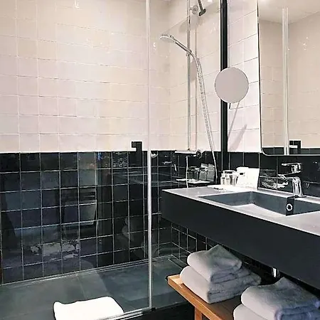Golden Tulip Bezannes 4*