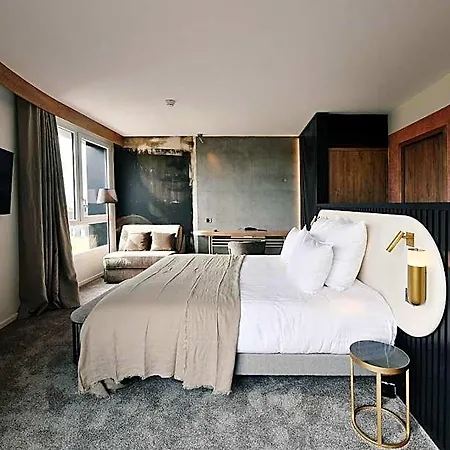 Golden Tulip Bezannes Ρενς