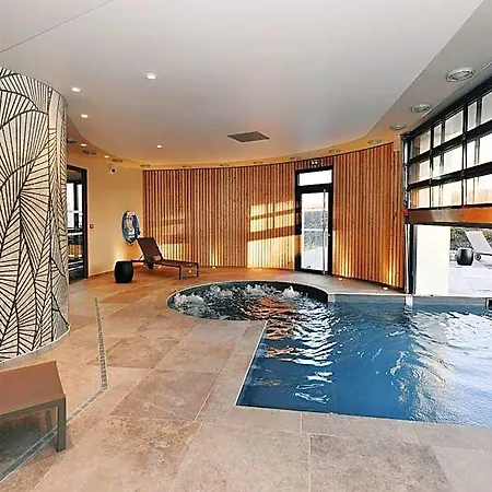 Ξενοδοχείο Golden Tulip Bezannes