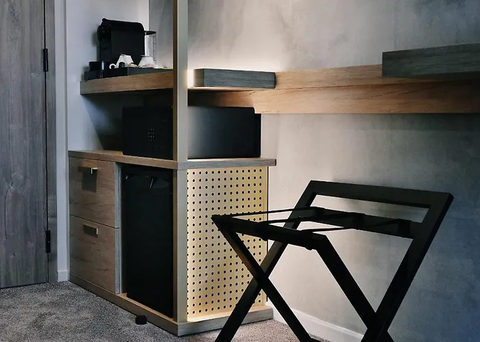 Hotel Golden Tulip Bezannes