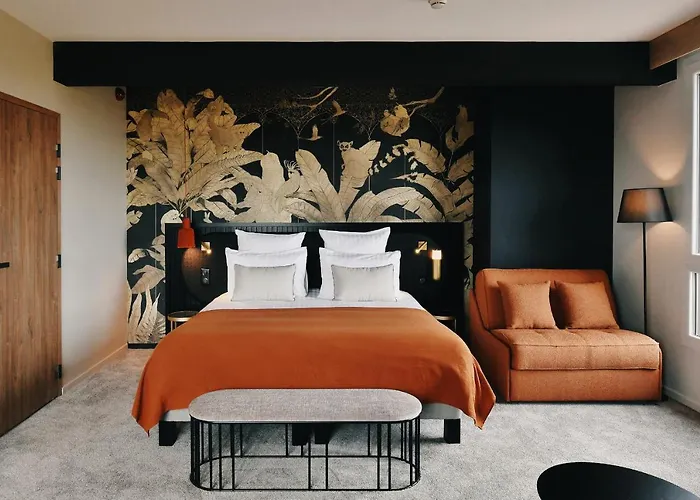 Golden Tulip Bezannes