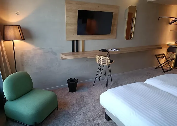 Szálloda Golden Tulip Bezannes Reims