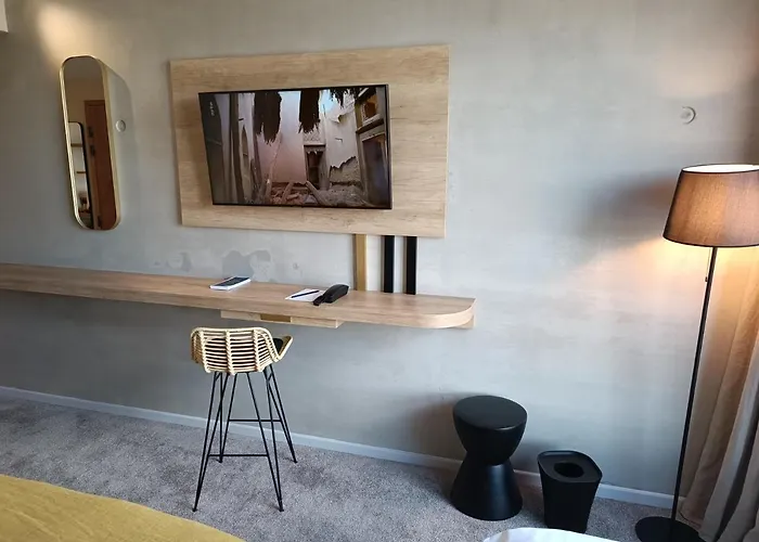 Golden Tulip Bezannes Reims