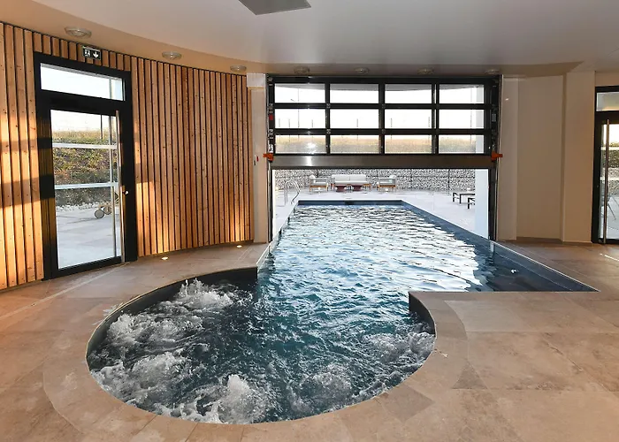 Golden Tulip Bezannes Reims