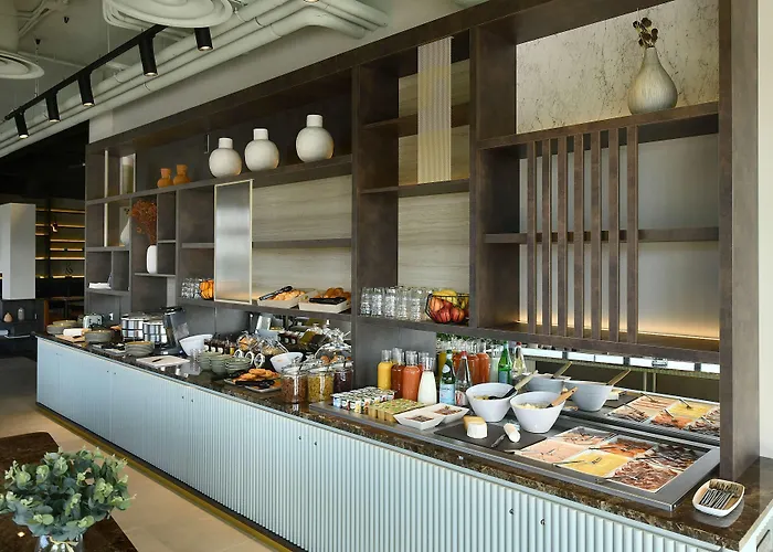 Golden Tulip Bezannes Hotel Reims