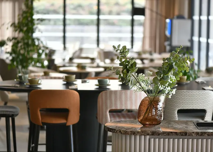 Szálloda Golden Tulip Bezannes 4*